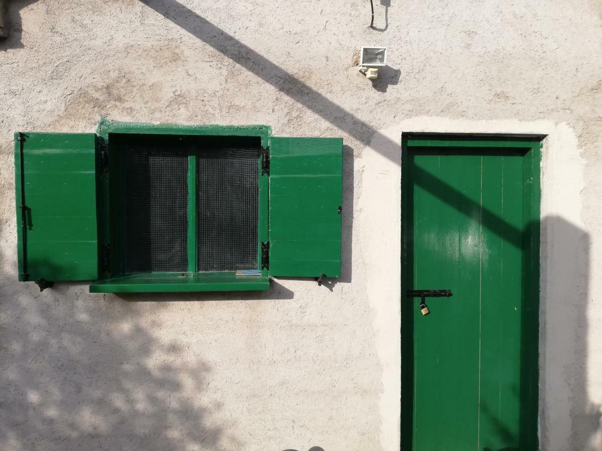 Spacious Family Apartment With Parking In The Shade And Barbecue House Šibenik Exterior foto